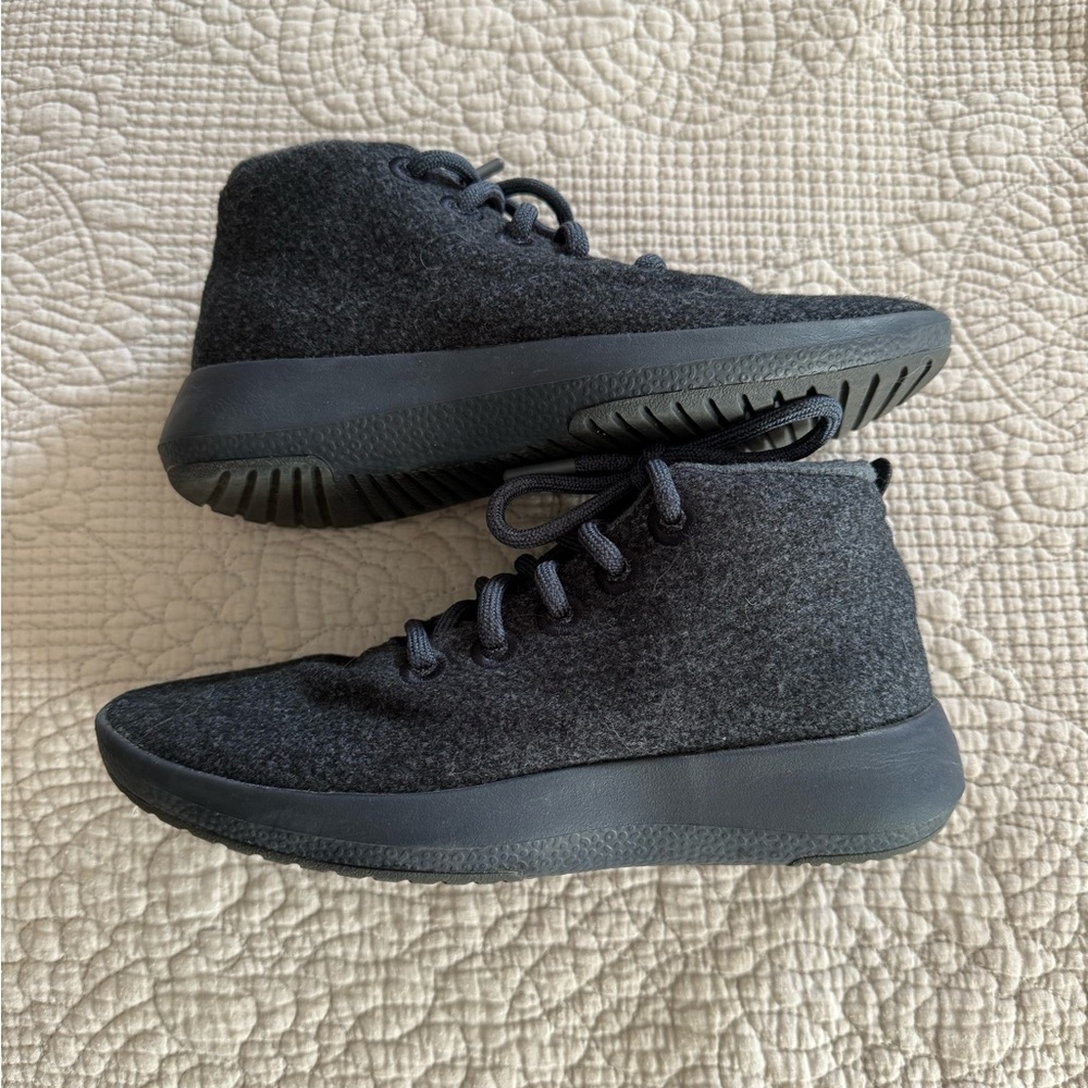 Allbirds Wool Runner-up Mizzle High Top WRUM Women Size 7 Navy